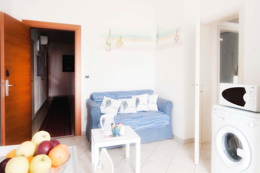 A Due Passi Bed & Breakfast ฟอร์เต เดย์ มาร์มี ภายนอก รูปภาพ